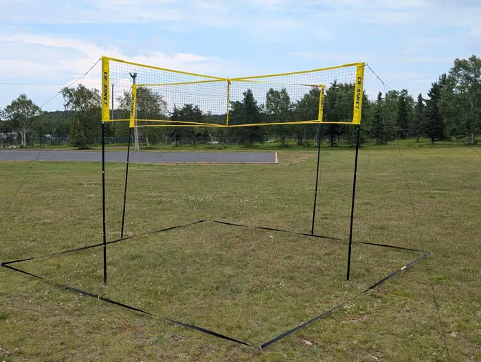 Image illustrating for Crossnet (4-corner volleyball) set